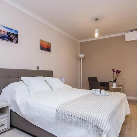 Providenca * Ζαντάρ